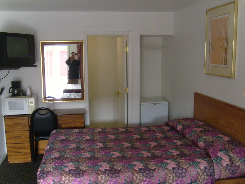 Cascade City Center Motel Lebanon Chambre photo